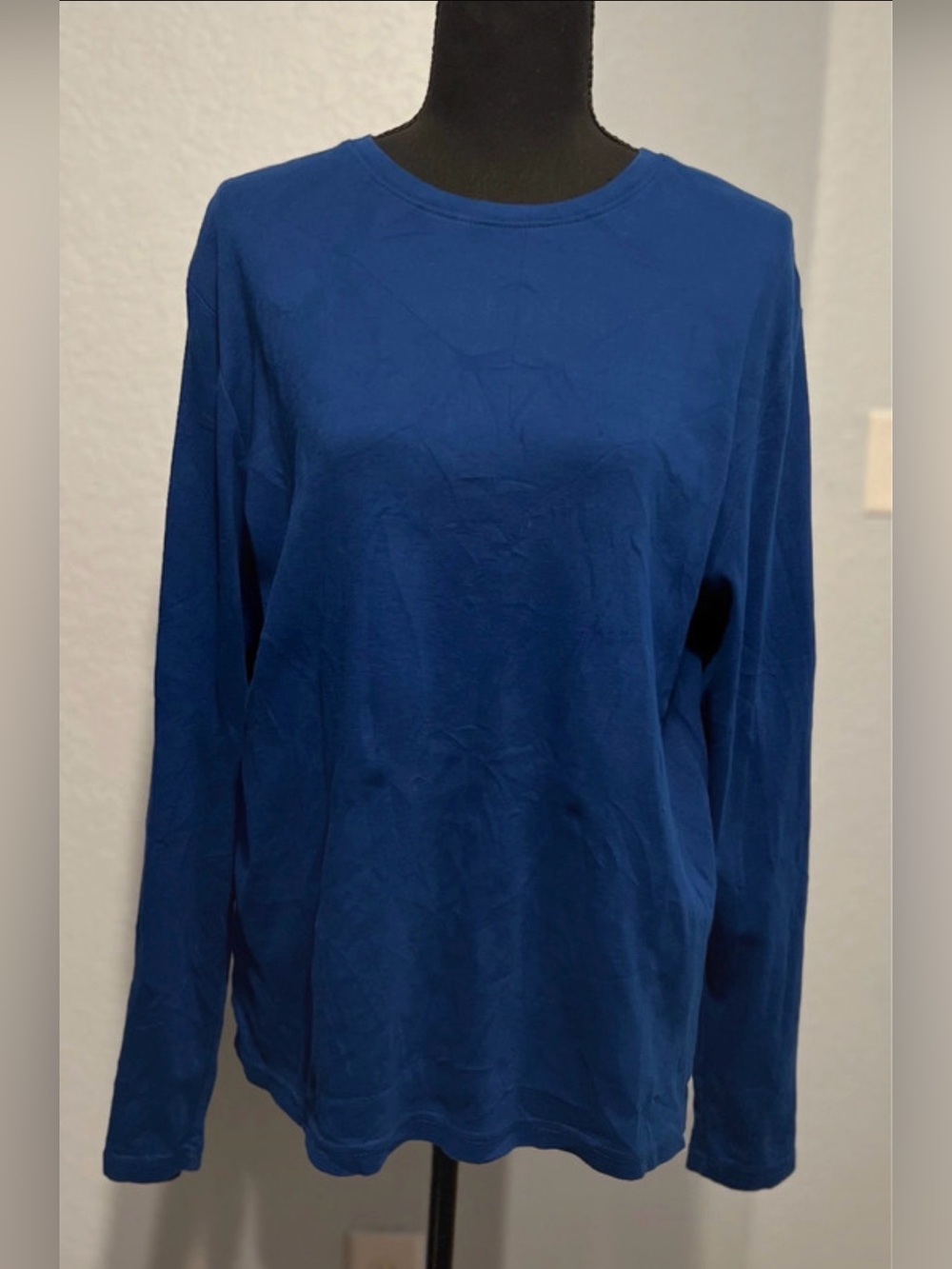 Cherokee Women's Long-Sleeve Crewneck Top - Royal Blue